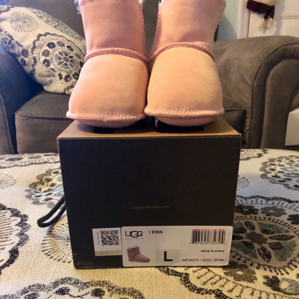 Infant ugg boots
